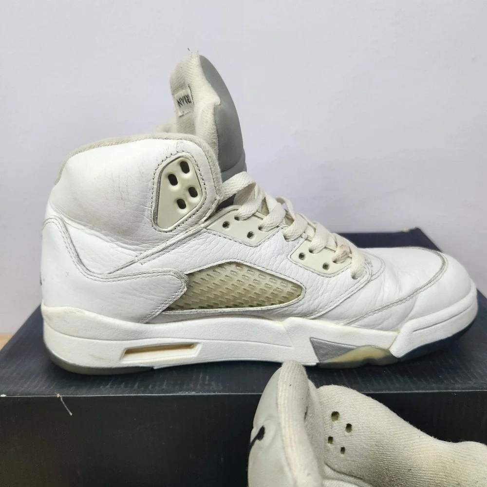 Nike Air Jordan 5 Retro White Mens Shoes Size 8 (136027-130)